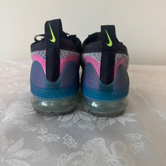 Nike Air VaporMax 2021 Flyknit Shoes Womens Sz 8 - Picture 4 of 12